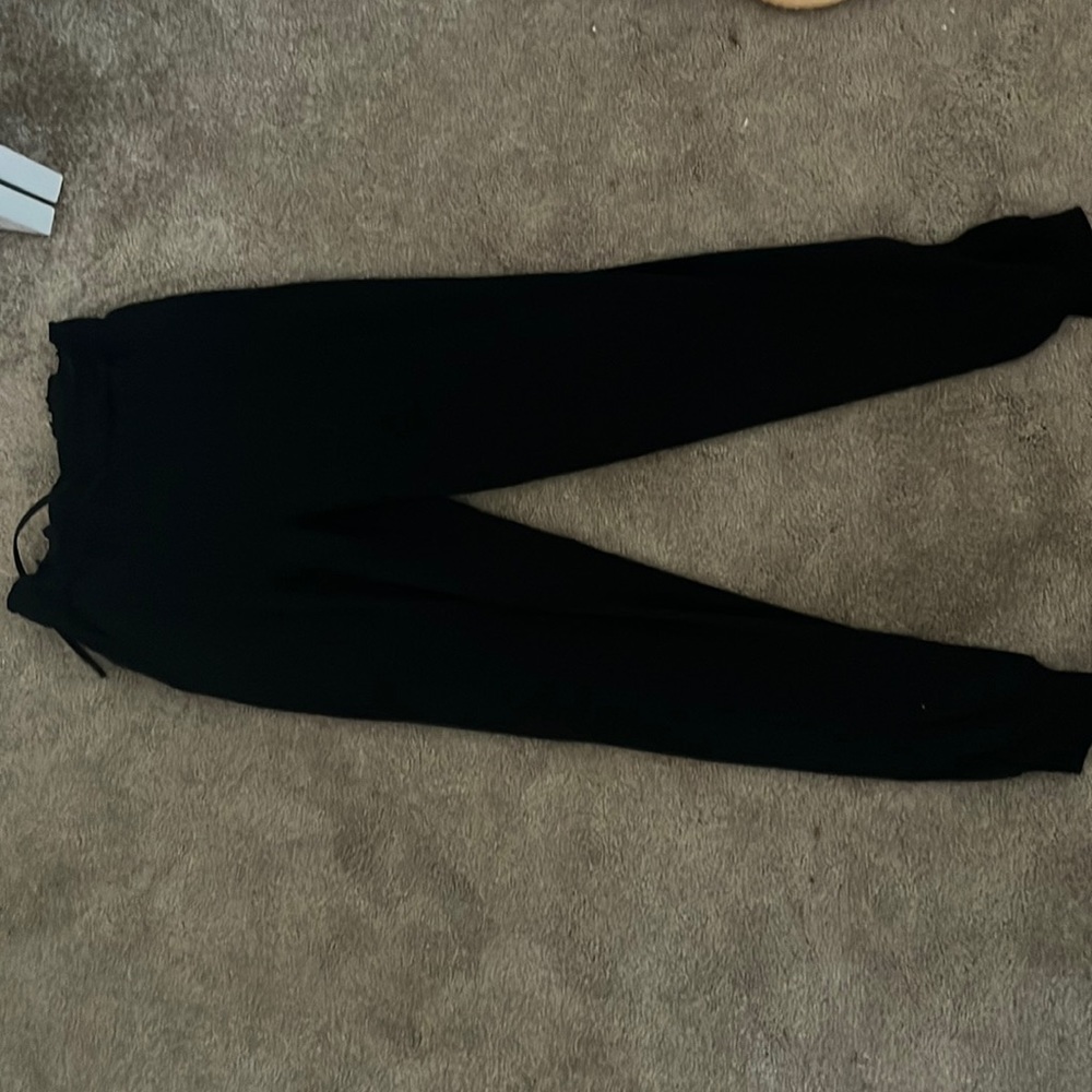 lululemon black joggers